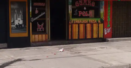 LA EMBAJADA PAISA N LA EMBAJADA PAISA N